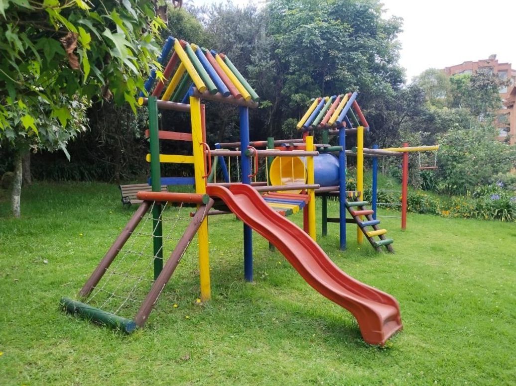 Apartamento de 4 alcobas en venta en Niza, Bogotá, 200 m² · foto 16 de 20