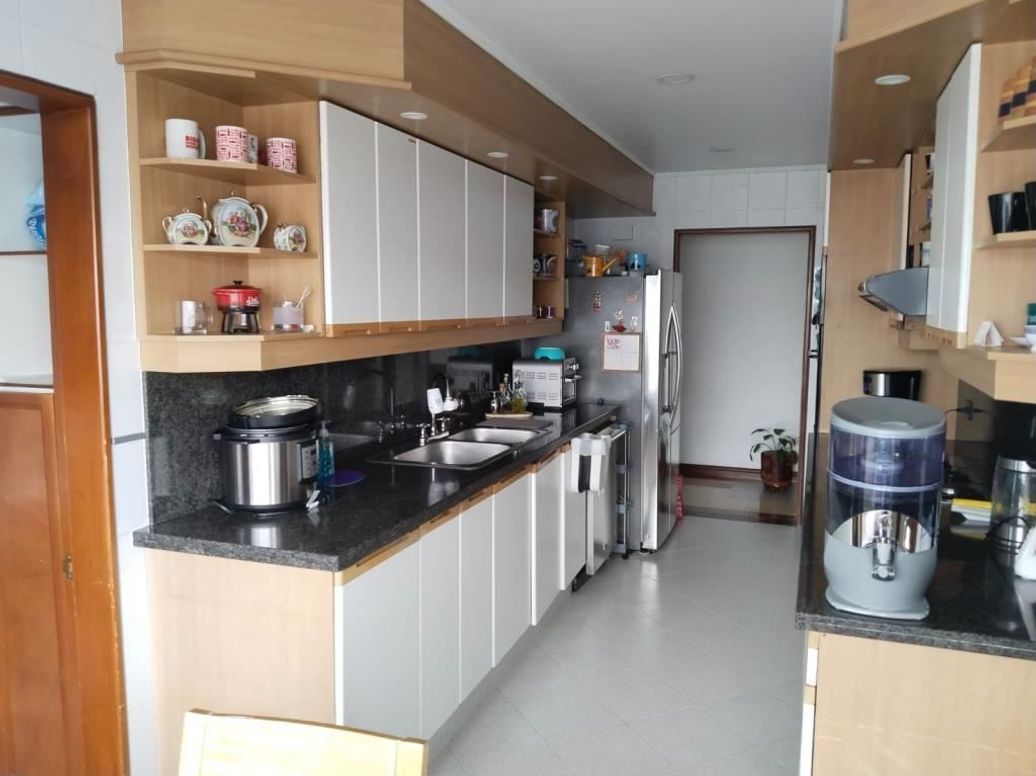 Apartamento de 4 alcobas en venta en Niza, Bogotá, 200 m² · foto 4 de 20
