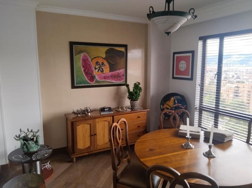 Apartamento de 4 alcobas en venta en Niza, Bogotá, 200 m² · foto 3 de 20