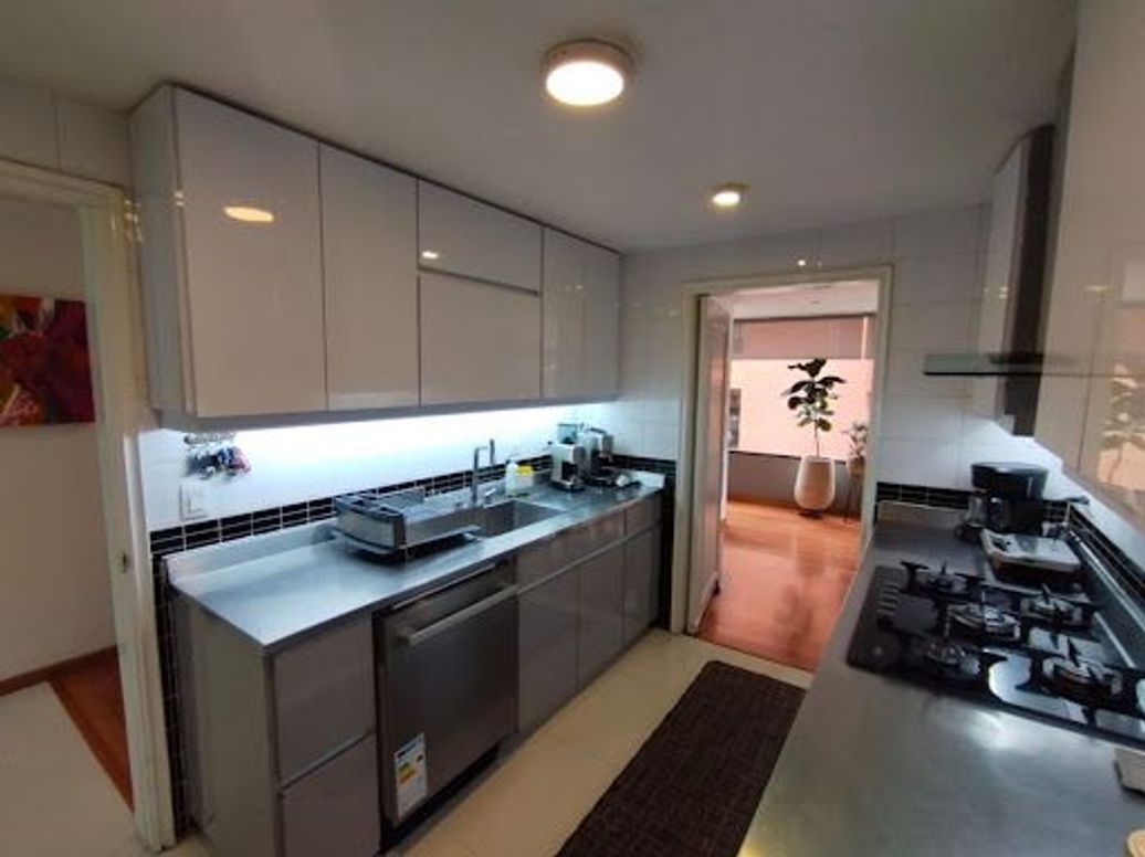 Apartamento de 3 alcobas en venta en Chico Norte Iii, Bogotá, 150 m² · foto 17 de 20