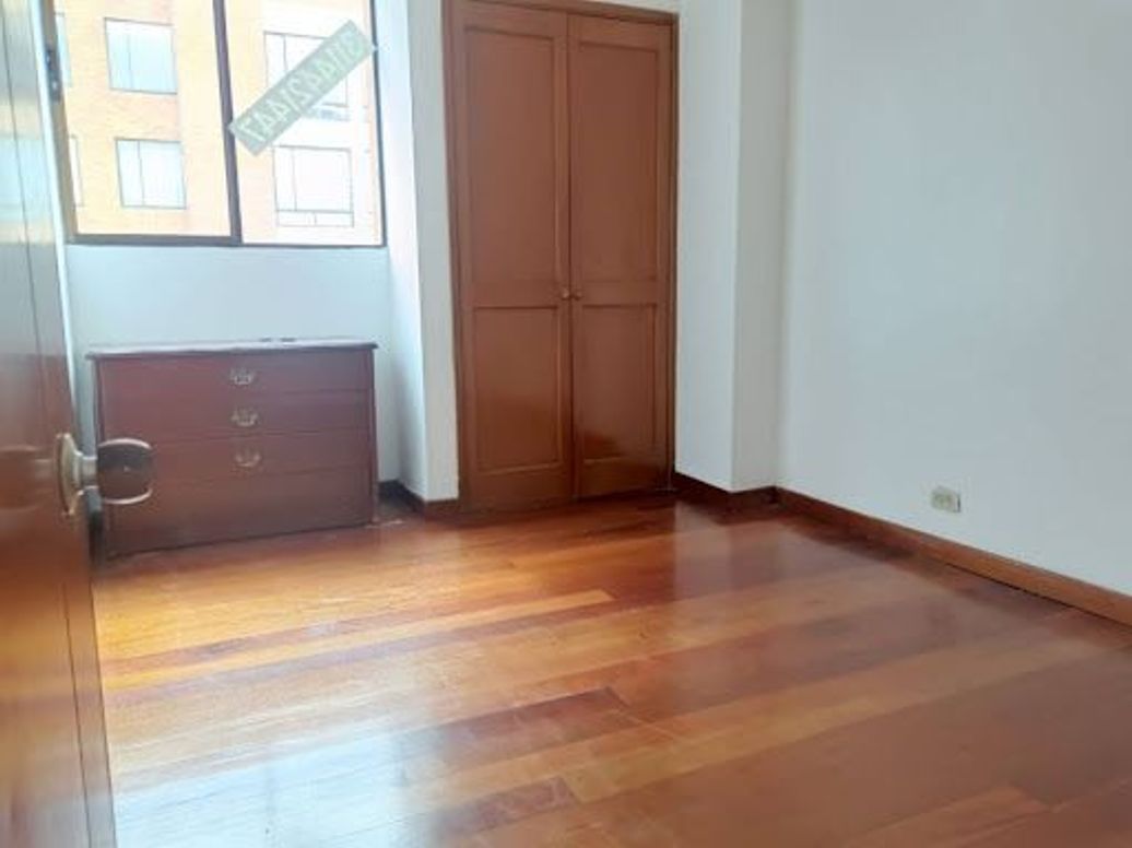 Apartamento de 3 alcobas en venta en Cedritos, Bogotá, 76 m² · foto 5 de 19