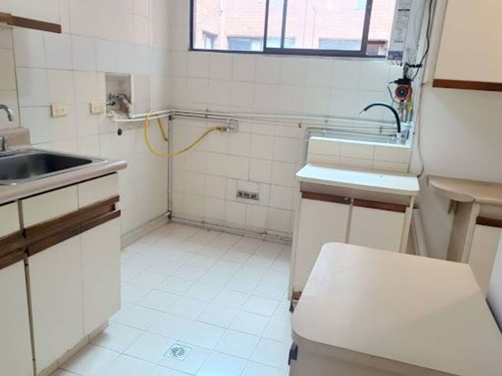 Apartamento de 3 alcobas en venta en Cedritos, Bogotá, 76 m² · foto 17 de 19