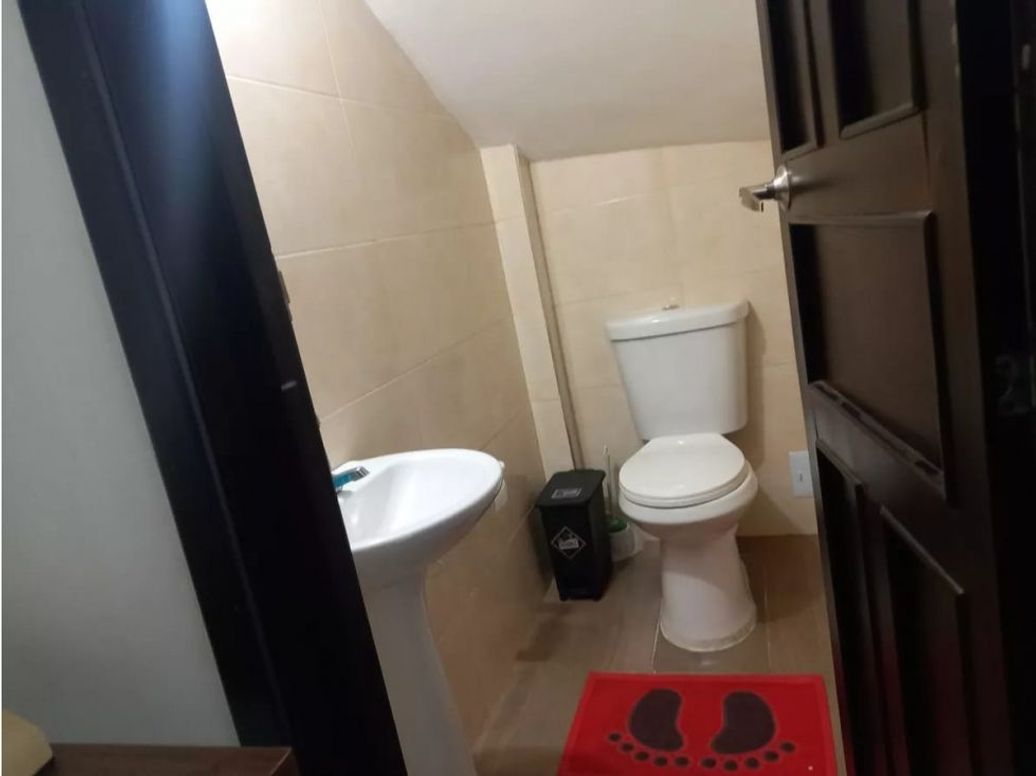 Casa de 6 alcobas en venta en Ciudad Montes, Bogotá, 294 m² · foto 18 de 19