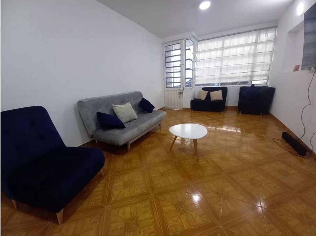 Casa de 6 alcobas en venta en Ciudad Montes, Bogotá, 294 m² · foto 3 de 19