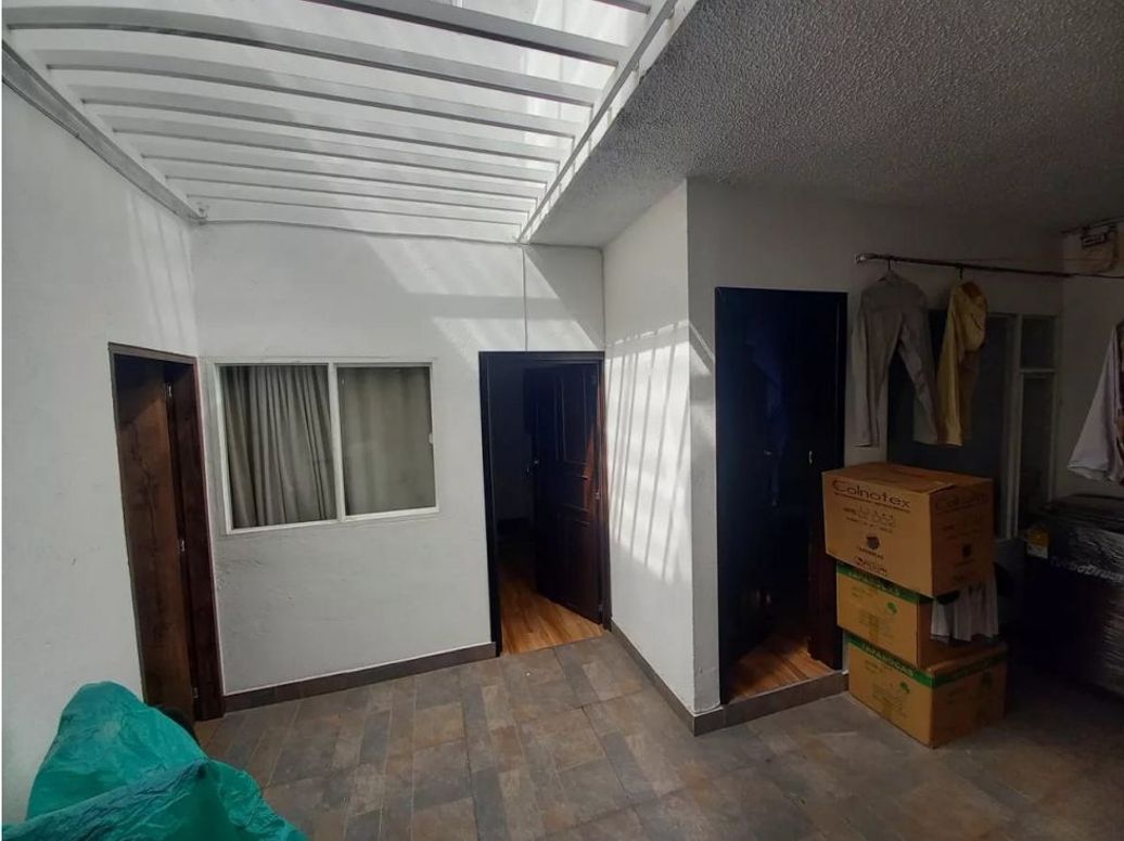 Casa de 6 alcobas en venta en Ciudad Montes, Bogotá, 294 m² · foto 6 de 19