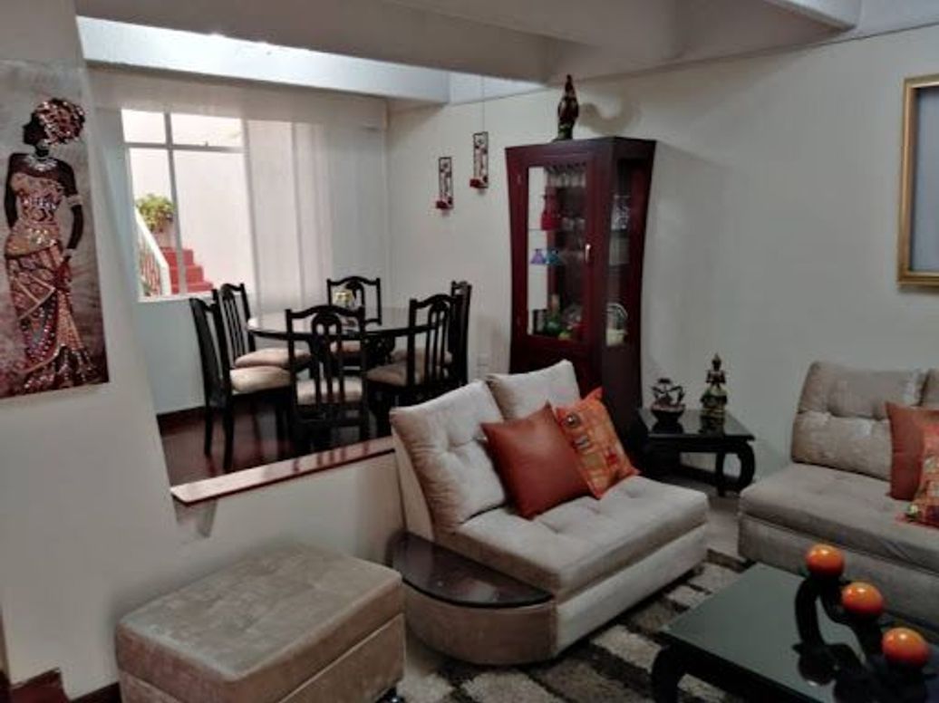 Casa de 6 alcobas en venta en Álamos Norte, Bogotá, 180 m² · foto 13 de 20