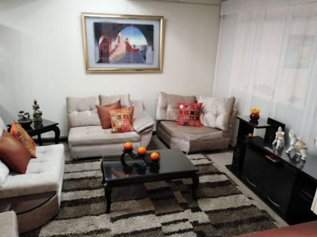 Casa de 6 alcobas en venta en Álamos Norte, Bogotá, 180 m² · foto 6 de 20