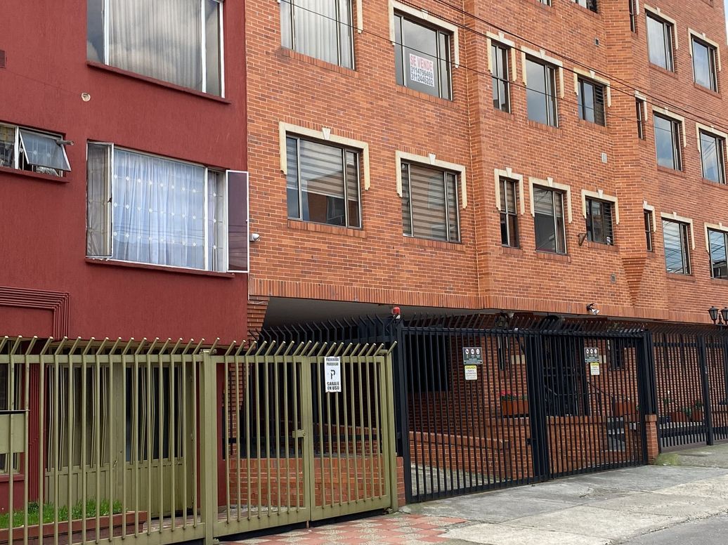 Apartamento de 2 alcobas en venta en Sears, Bogotá, 139 m² · foto 9 de 15