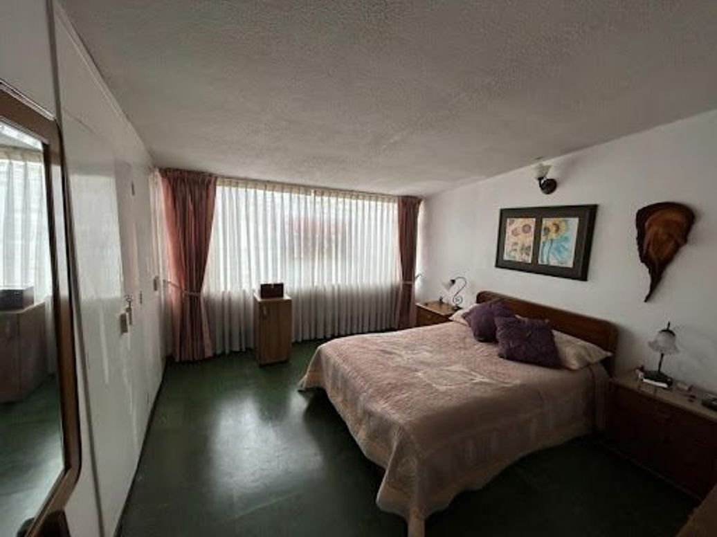 Casa de 6 alcobas en venta en La Castellana, Bogotá, 226 m² · foto 19 de 20