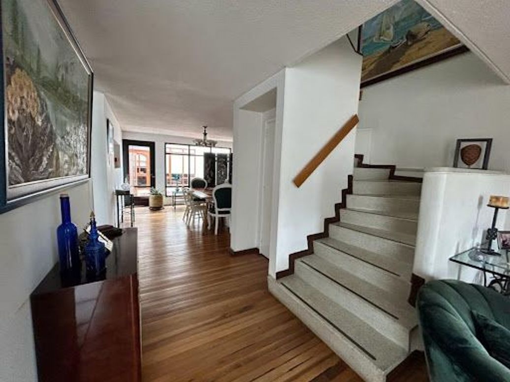 Casa de 6 alcobas en venta en La Castellana, Bogotá, 226 m² · foto 5 de 20