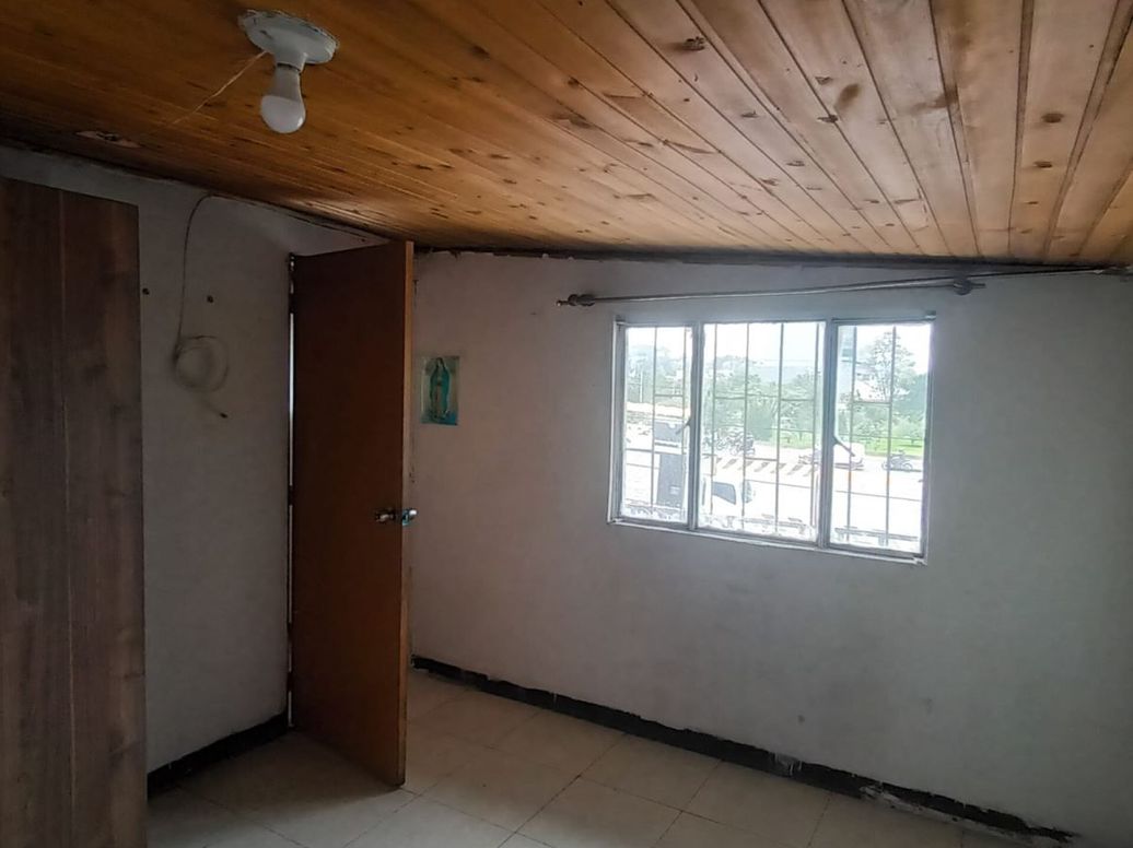 Casa de 15 alcobas en venta en Bonanza, Bogotá, 400 m² · foto 9 de 20