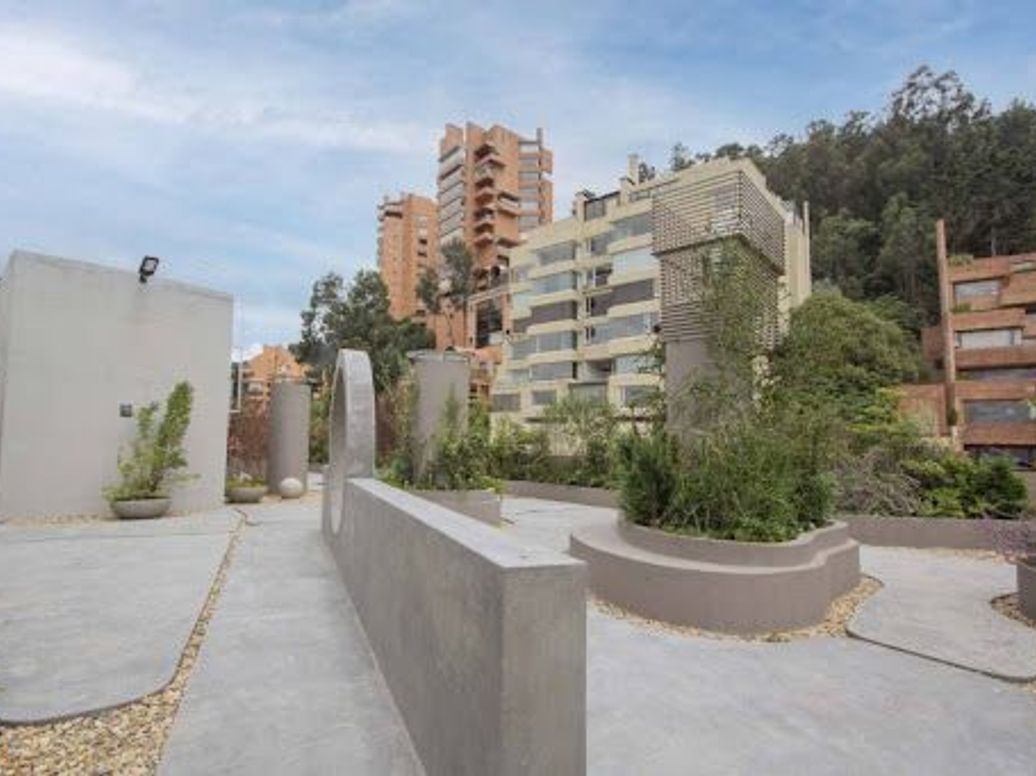 Apartamento de 1 alcoba en venta en El Refugio, Bogotá, 69 m² · foto 20 de 20