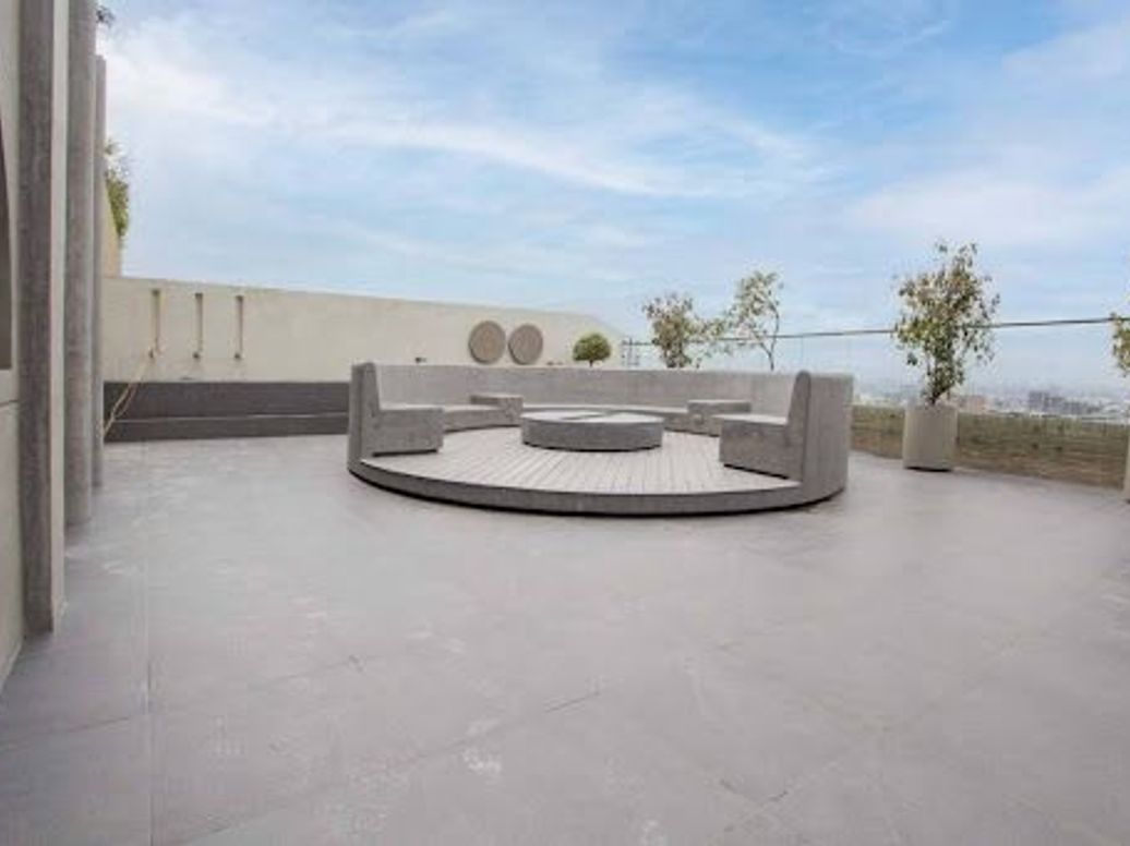 Apartamento de 1 alcoba en venta en El Refugio, Bogotá, 69 m² · foto 18 de 20