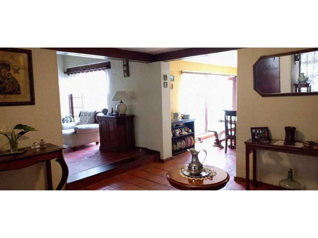 Casa de 3 alcobas en venta en Santa Barbara Central, Bogotá, 291 m² · foto 7 de 20