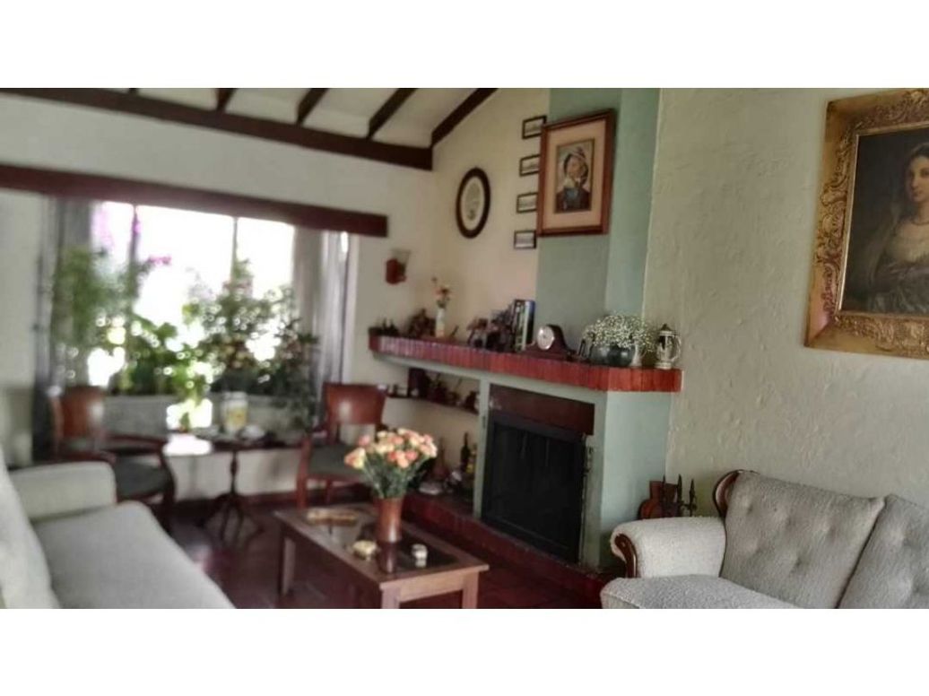 Casa de 3 alcobas en venta en Santa Barbara Central, Bogotá, 291 m² · foto 8 de 20