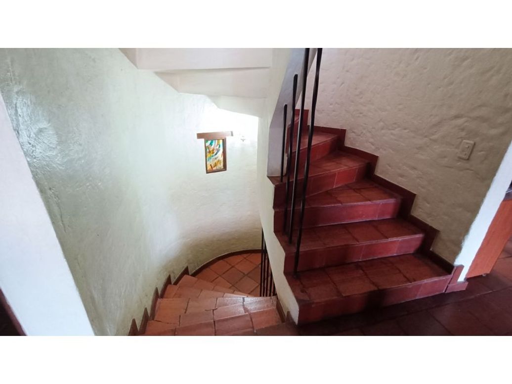 Casa de 3 alcobas en venta en Santa Barbara Central, Bogotá, 291 m² · foto 19 de 20