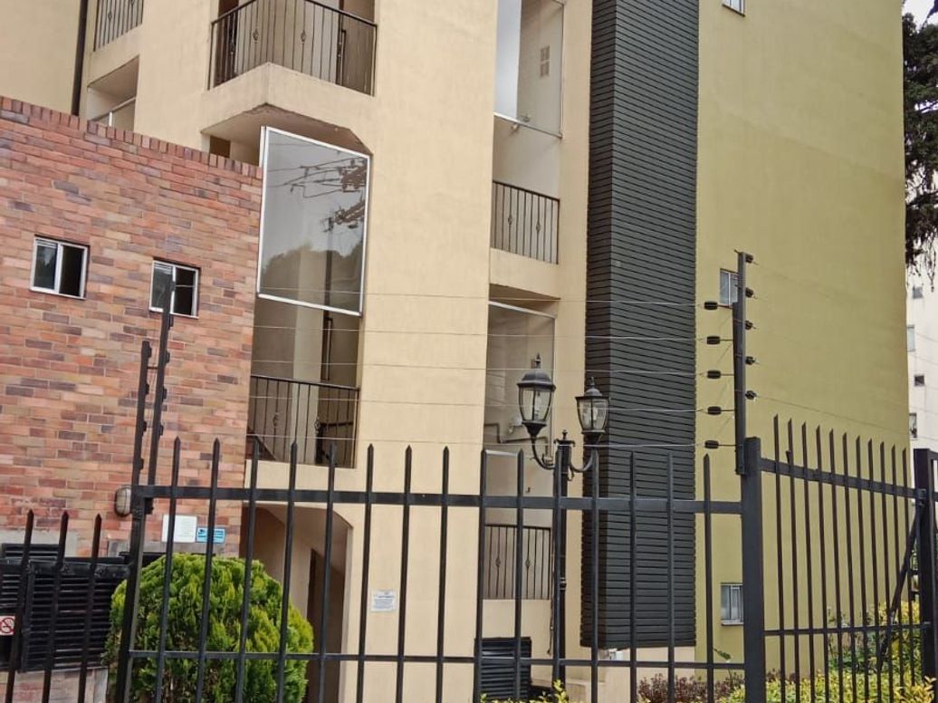 Apartamento en arriendo en Suba Centro, Bogotá · foto 2 de 9