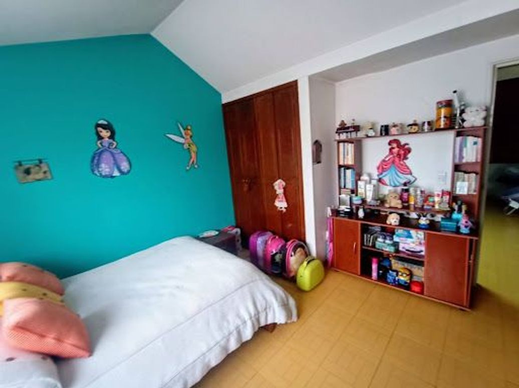 Casa de 3 alcobas en venta en Mandalay 1, Bogotá, 171 m² · foto 8 de 20