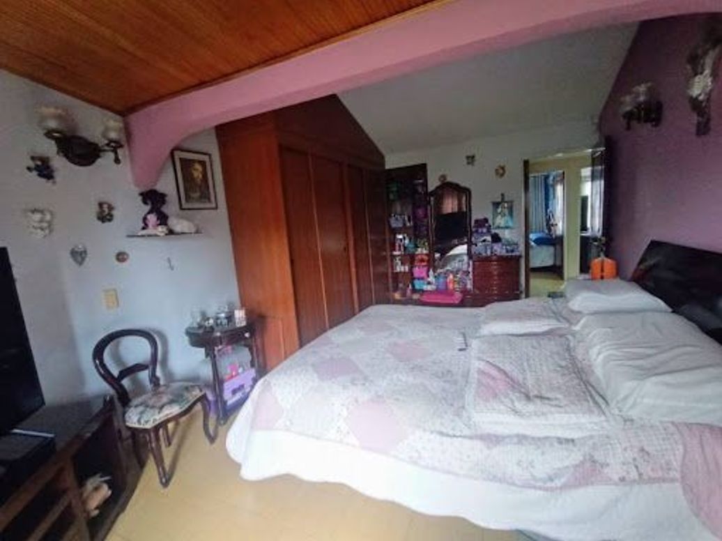 Casa de 3 alcobas en venta en Mandalay 1, Bogotá, 171 m² · foto 10 de 20