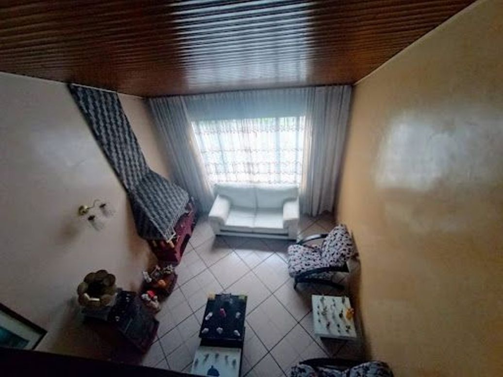 Casa de 3 alcobas en venta en Mandalay 1, Bogotá, 171 m² · foto 12 de 20