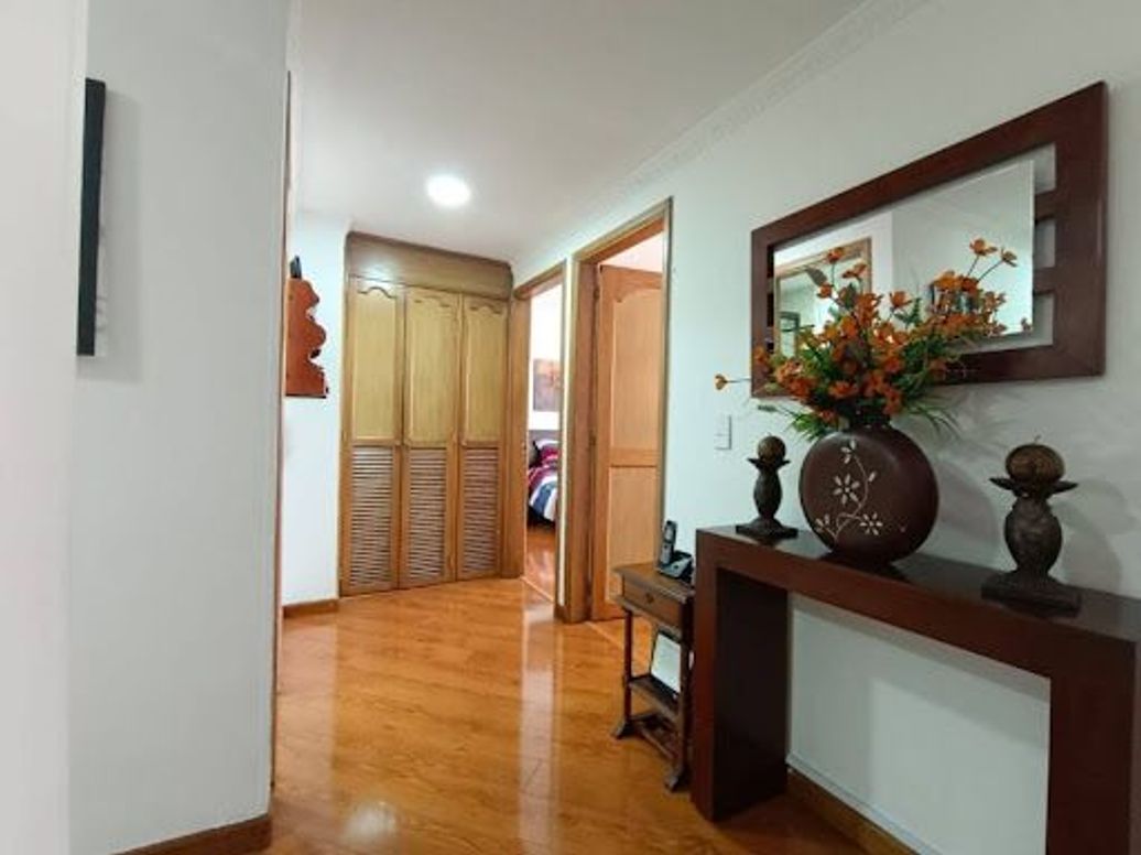 Apartamento de 2 alcobas en venta en El Batán, Bogotá, 83 m² · foto 6 de 20