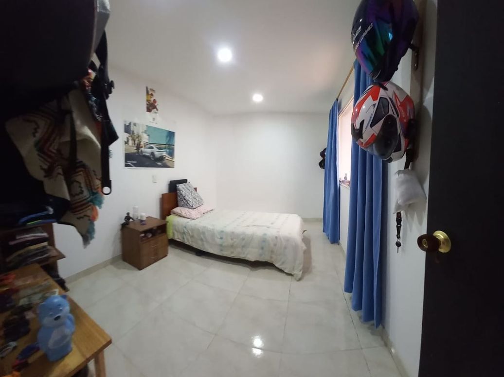 Casa de 5 alcobas en venta en Madelena I Y Ii, Bogotá, 191 m² · foto 16 de 20