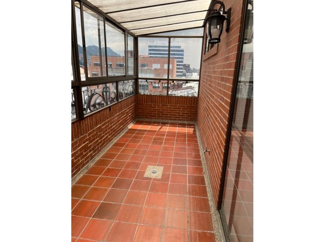 Apartamento de 3 alcobas en venta en Rincon Del Chicó, Bogotá, 156 m² · foto 6 de 15