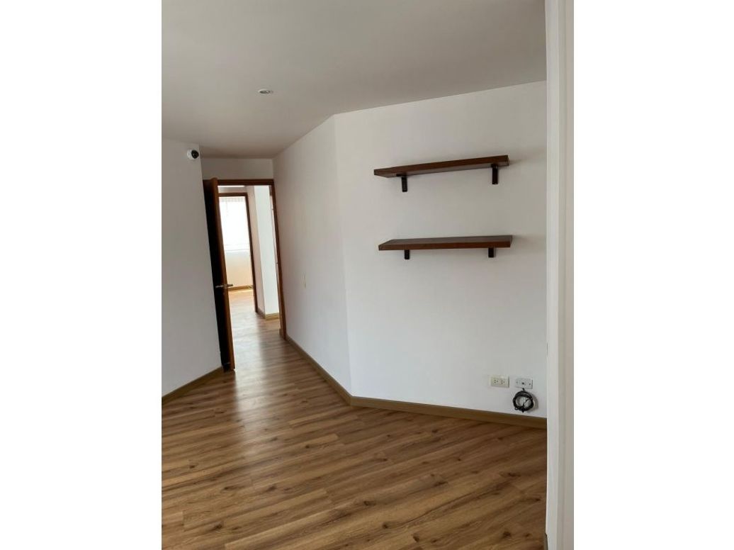 Apartamento de 3 alcobas en venta en Rincon Del Chicó, Bogotá, 156 m² · foto 13 de 15