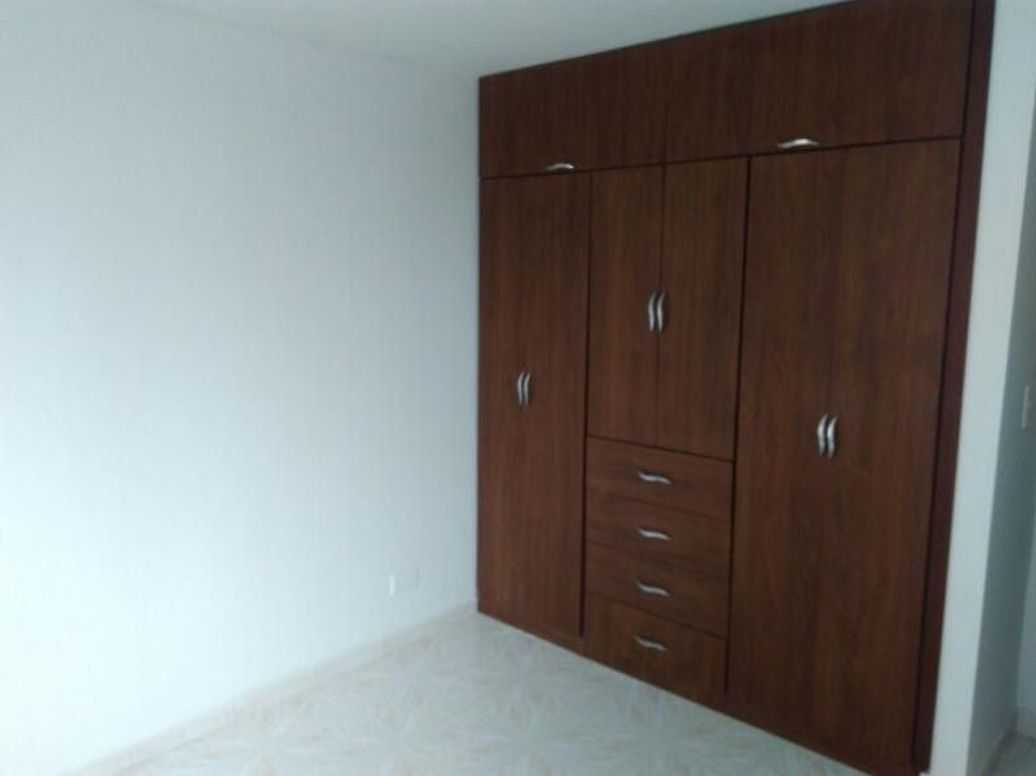 Apartamento de 3 alcobas en venta en Caobos Salazar, Bogotá, 78 m² · foto 7 de 11