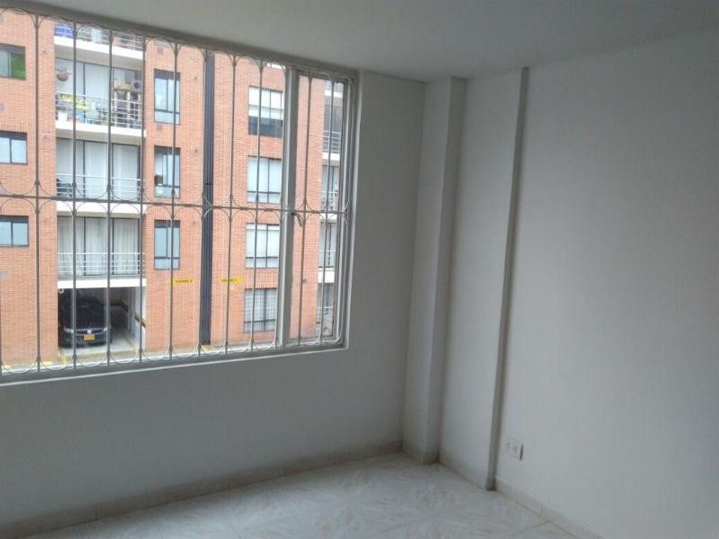 Apartamento de 3 alcobas en venta en Caobos Salazar, Bogotá, 78 m² · foto 5 de 11