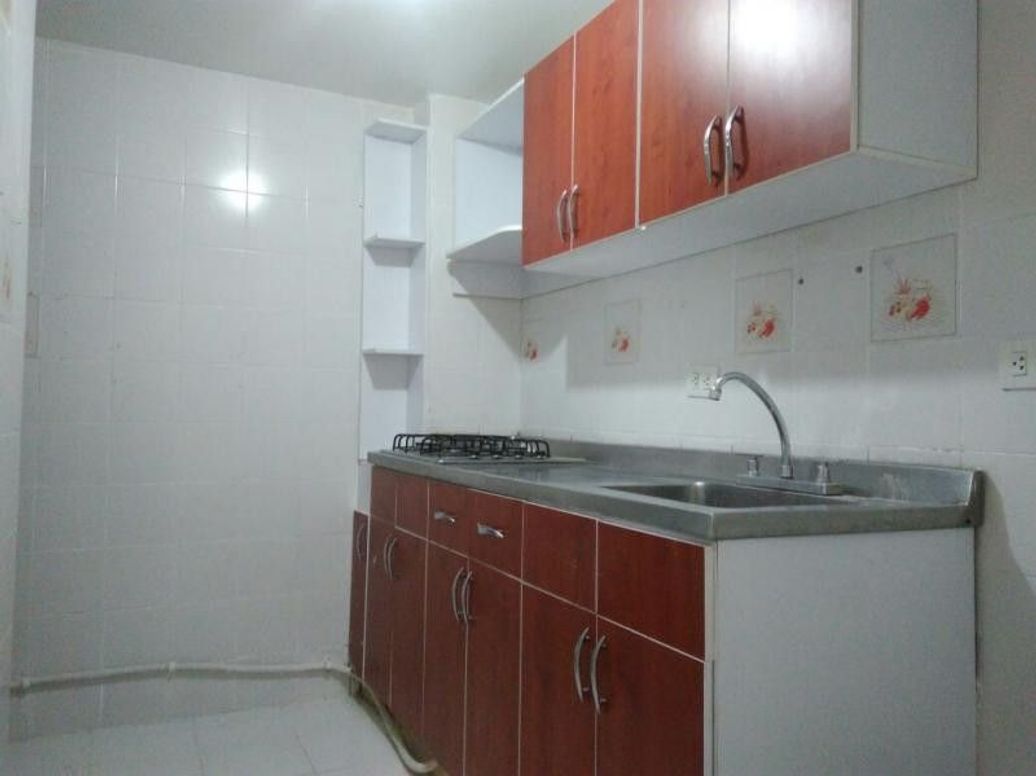Apartamento de 3 alcobas en venta en Caobos Salazar, Bogotá, 78 m² · foto 9 de 11