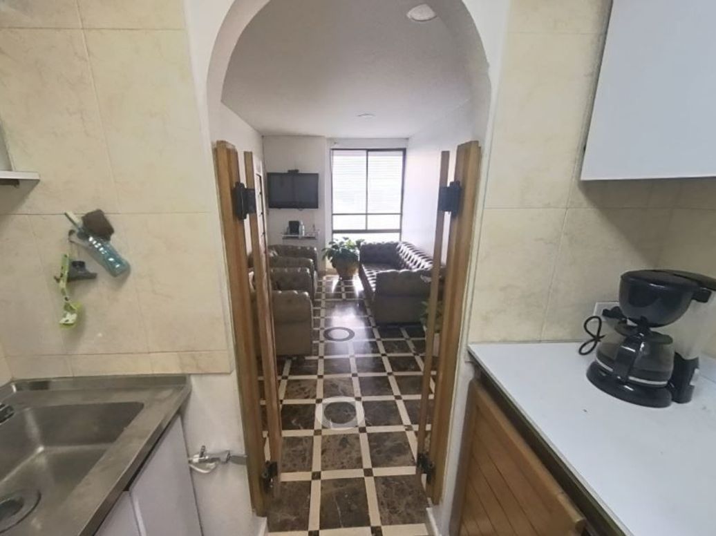 Apartamento de 2 alcobas en venta en Chapinero Central, Bogotá, 45 m² · foto 7 de 20