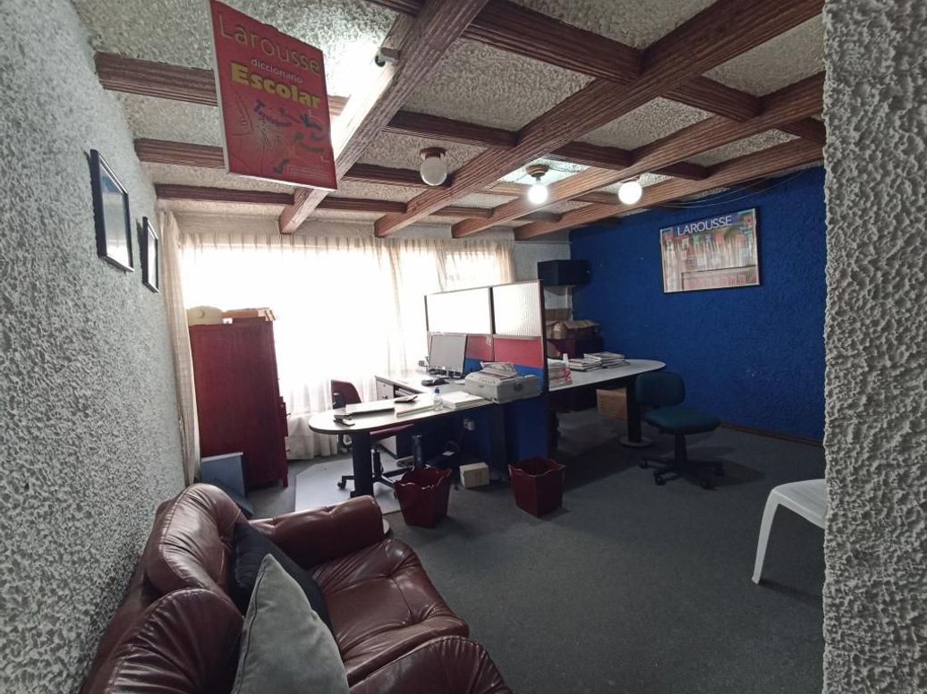 Casa de 5 alcobas en venta en Santa Barbara Central, Bogotá, 581 m² · foto 8 de 20