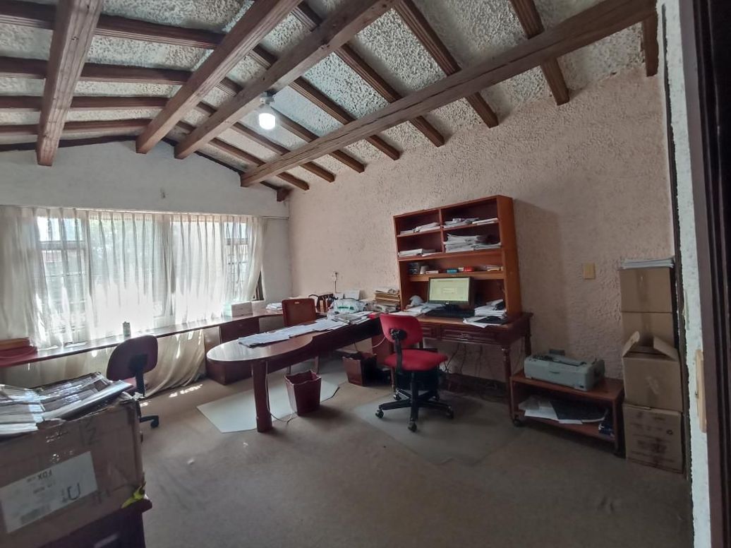 Casa de 5 alcobas en venta en Santa Barbara Central, Bogotá, 581 m² · foto 10 de 20