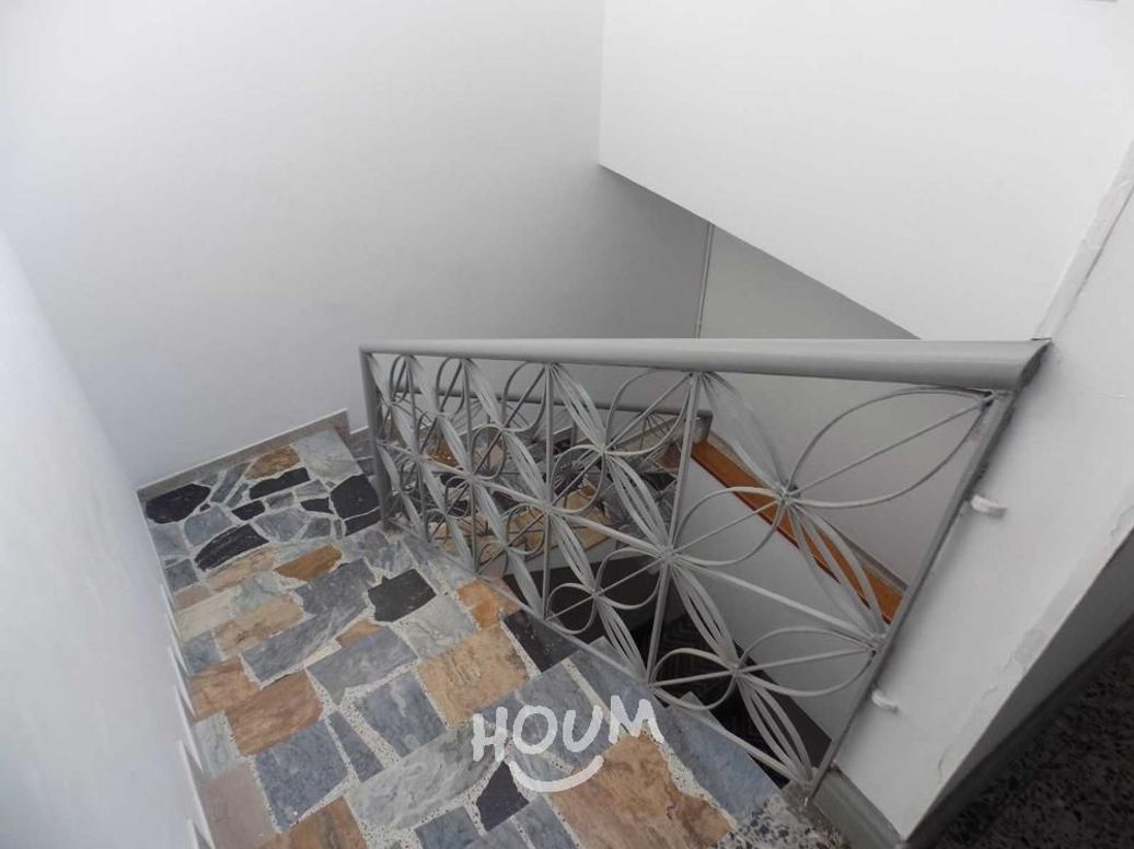 Casa de 10 alcobas en venta en Bellavista Occidental, Bogotá, 380 m² · foto 17 de 20