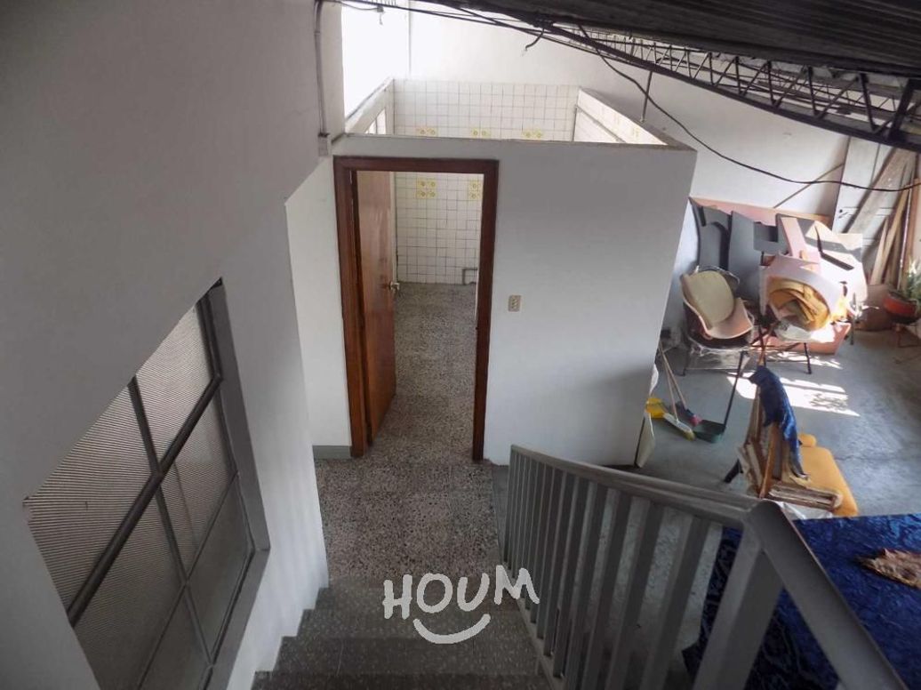 Casa de 10 alcobas en venta en Bellavista Occidental, Bogotá, 380 m² · foto 5 de 20