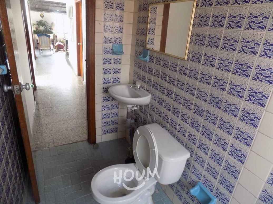 Casa de 10 alcobas en venta en Bellavista Occidental, Bogotá, 380 m² · foto 11 de 20