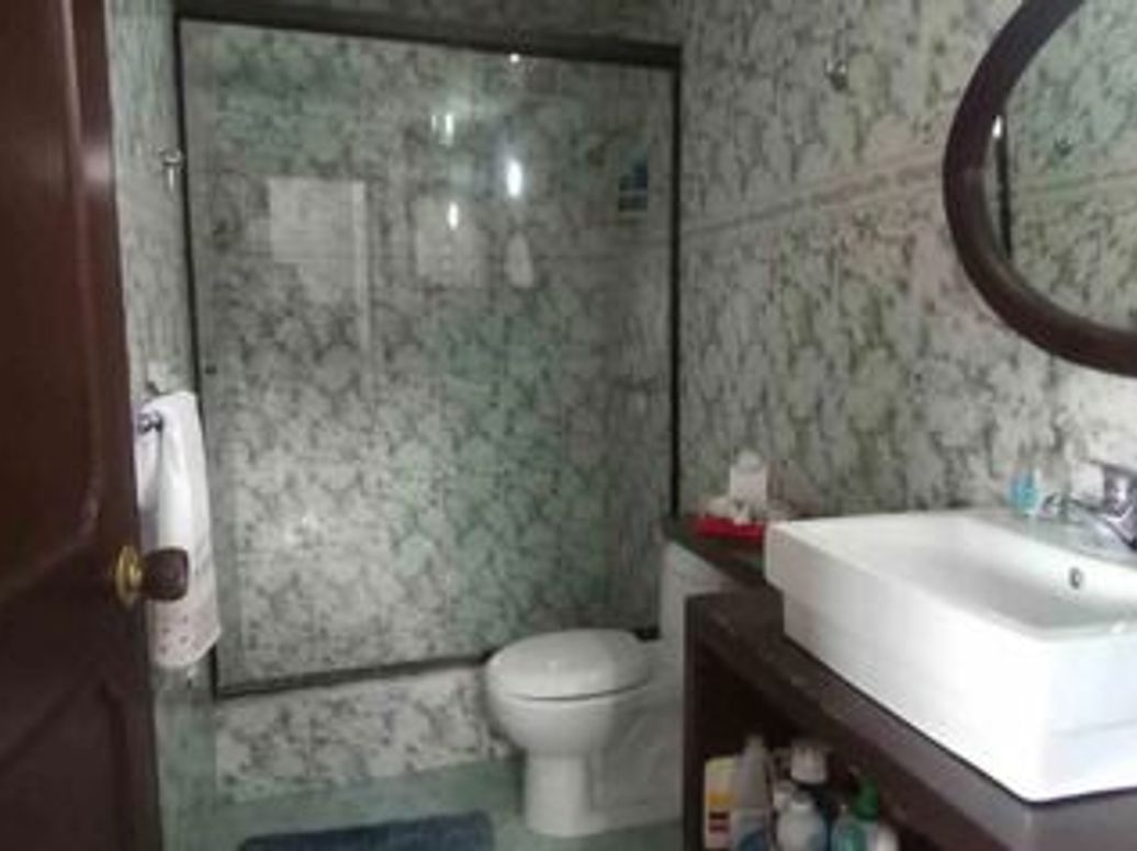 Casa de 4 alcobas en venta en Santa Barbara Central, Bogotá, 209 m² · foto 11 de 12