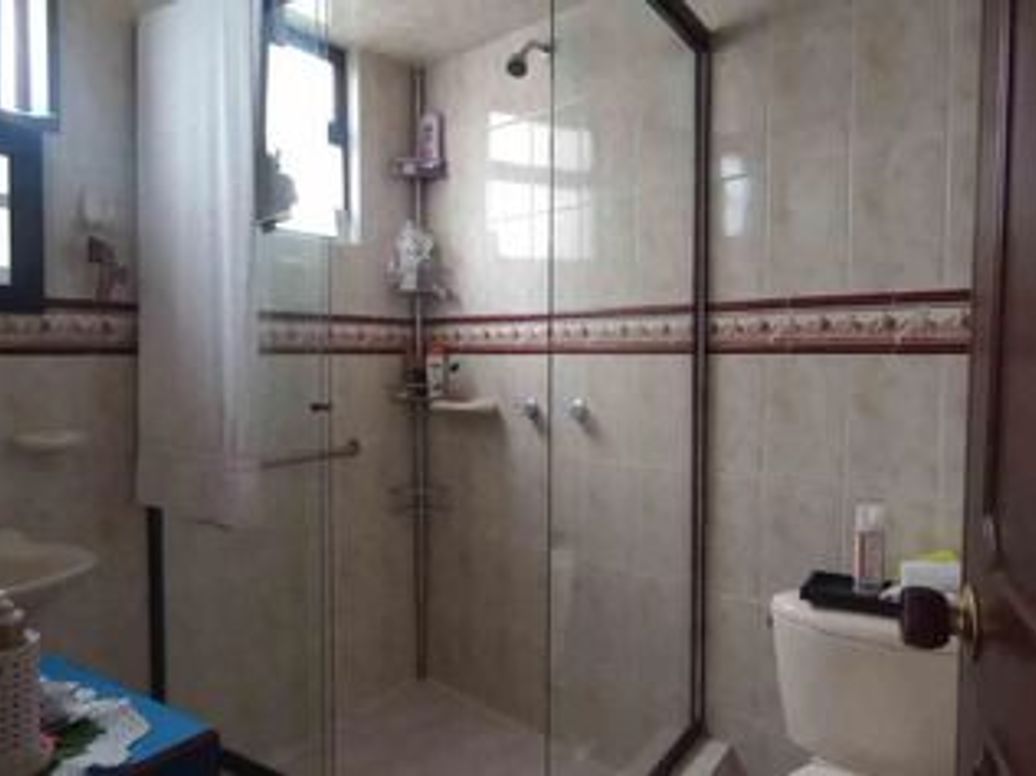 Casa de 4 alcobas en venta en Santa Barbara Central, Bogotá, 209 m² · foto 12 de 12