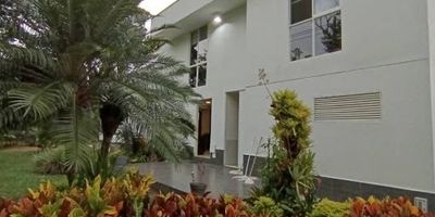 Jamundi, La Morada, 3000 mts, espectacular casa en condominio, 6 habitaciones con baño, sala, comedor, cocina integral, terraza, estadero, piscina, baño turco, gimnasio, glampin, amplios espacios, acabados modernos, conjunto cerrado. contactanos 3206654825 - 3105398722