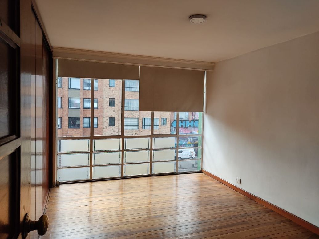 Apartamento de 3 alcobas en venta en Pardo Rubio, Bogotá, 110 m² · foto 9 de 18