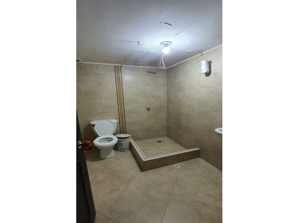 Casa de 3 alcobas en venta en La Reliquia, Bogotá, 400 m² · foto 7 de 7