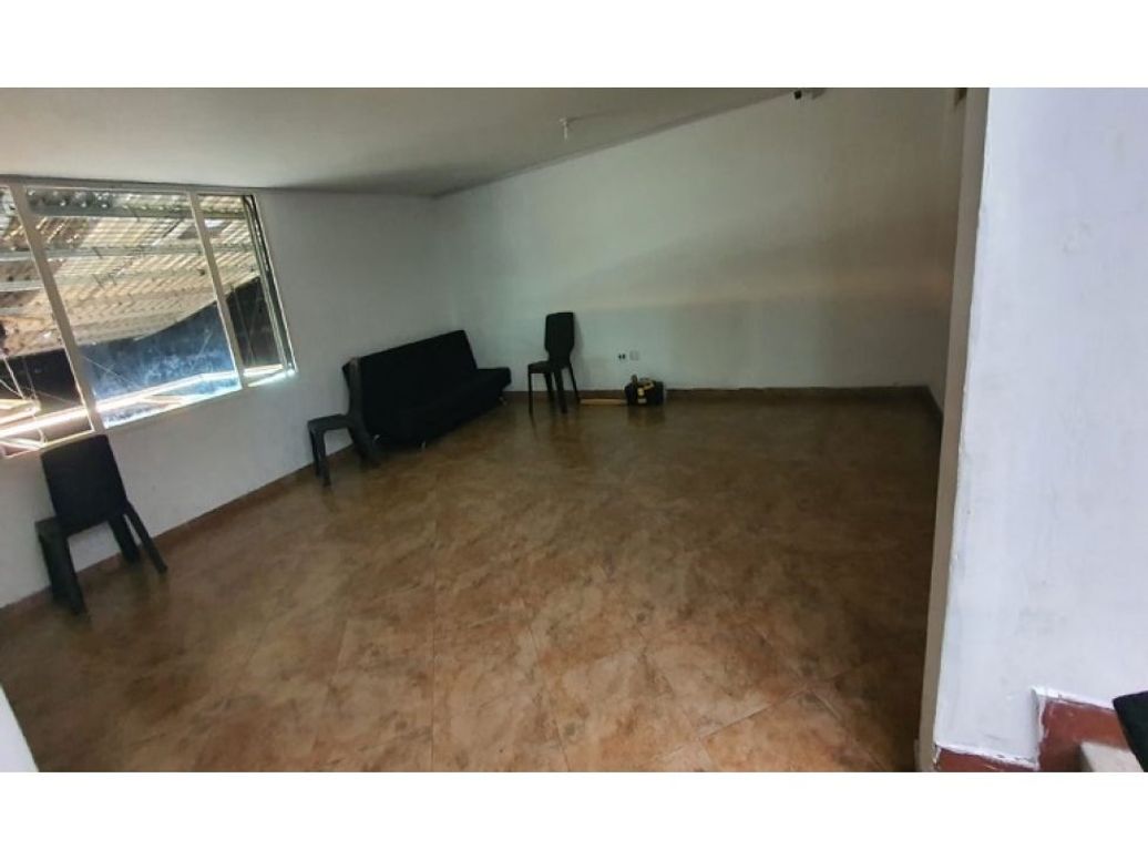 Casa de 3 alcobas en venta en La Reliquia, Bogotá, 400 m² · foto 4 de 7