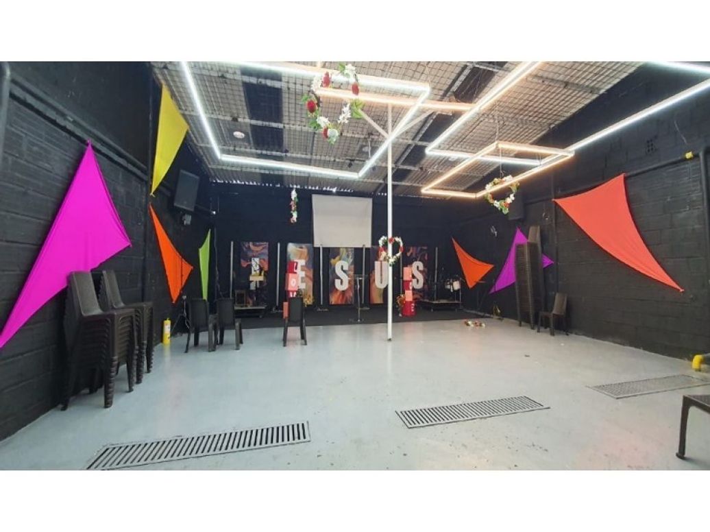 Casa de 3 alcobas en venta en La Reliquia, Bogotá, 400 m² · foto 2 de 7