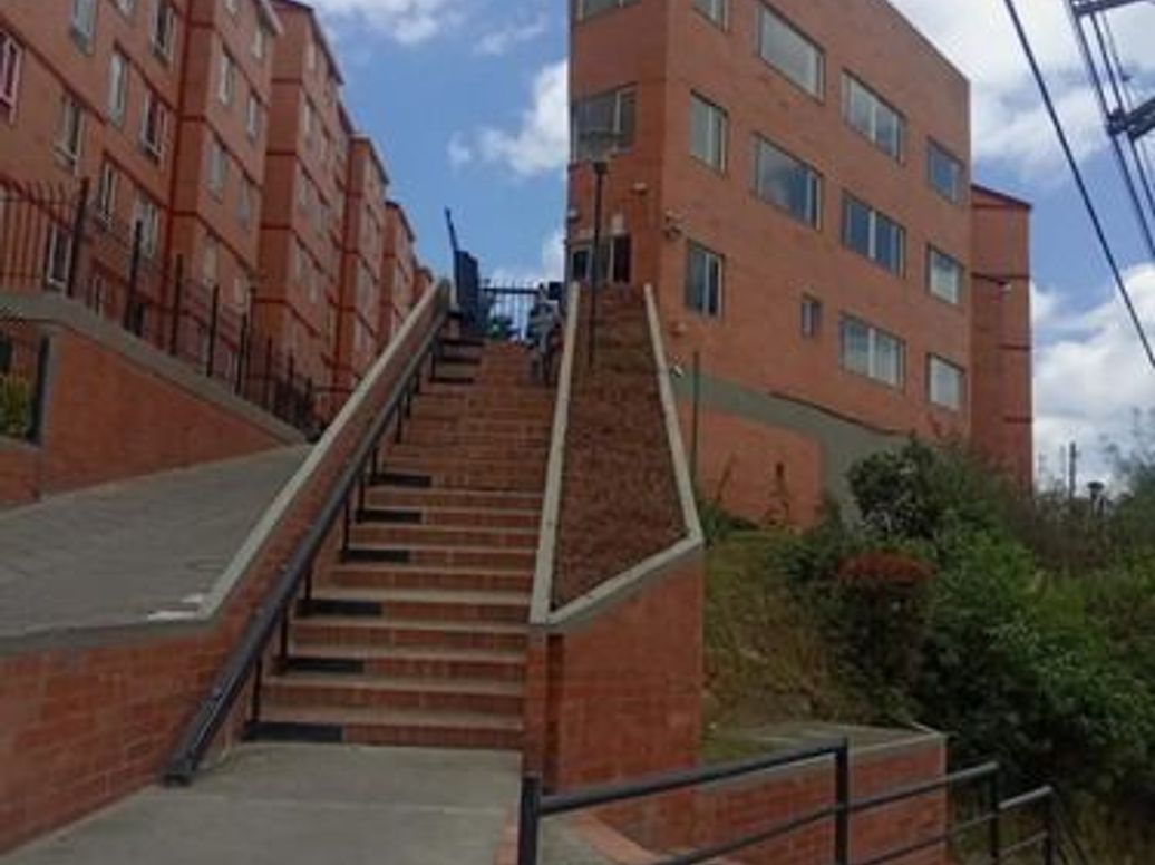 Apartamento de 3 alcobas en venta en San Antonio Norte, Bogotá, 54 m² · foto 9 de 12