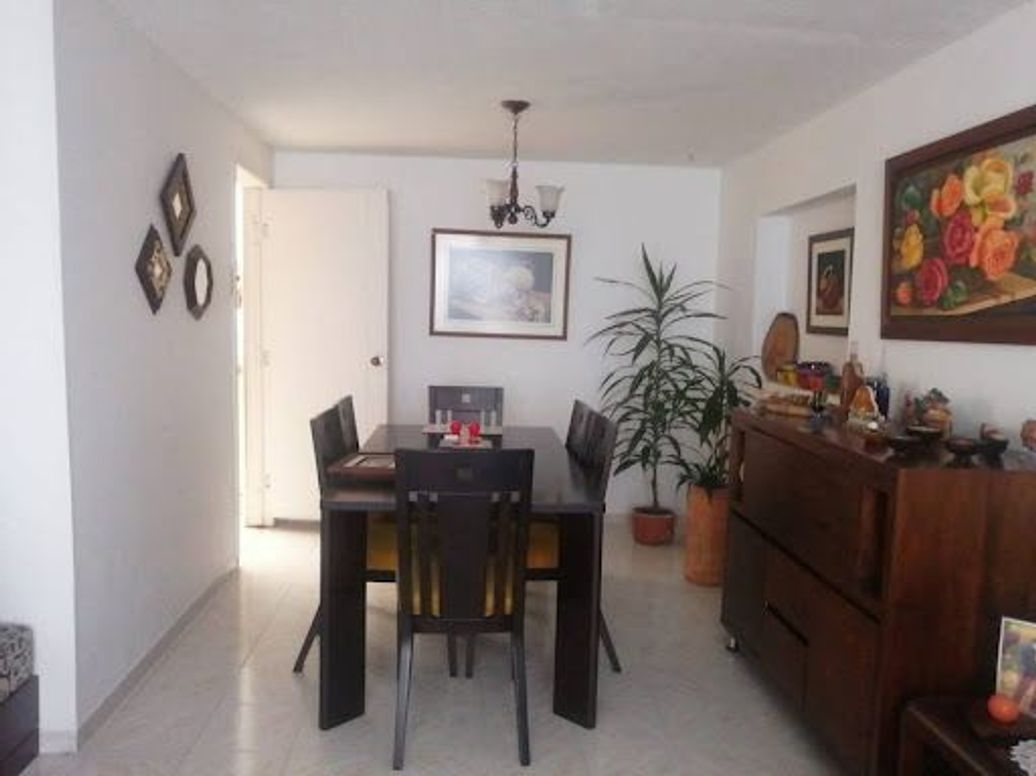 Casa de 3 alcobas en venta en Villemar, Bogotá, 220 m² · foto 11 de 20