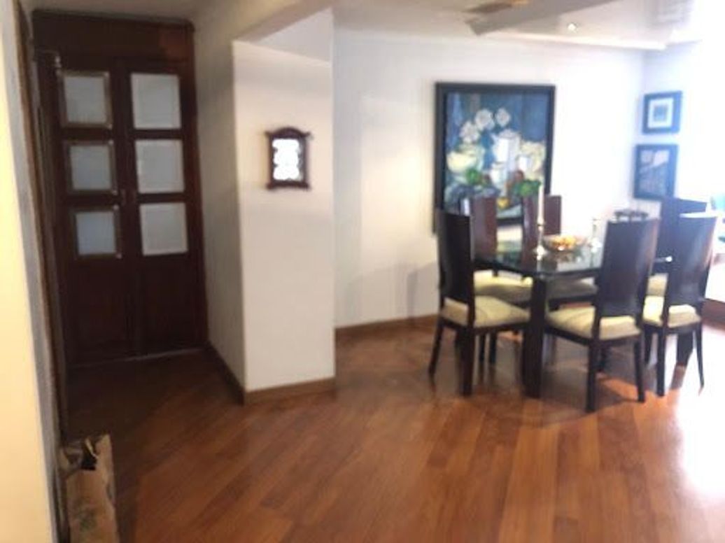 Apartamento de 2 alcobas en venta en Santa Barbara Alta, Bogotá, 123 m² · foto 6 de 20