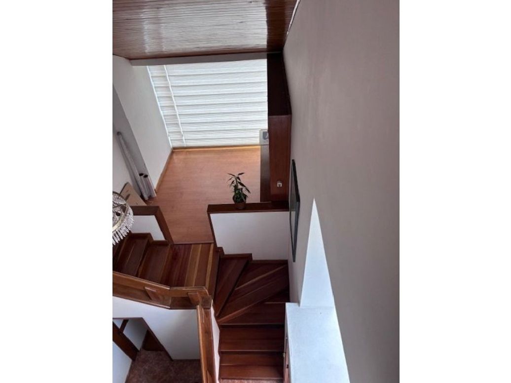 Casa de 3 alcobas en venta en Ilarco, Bogotá, 151 m² · foto 11 de 16