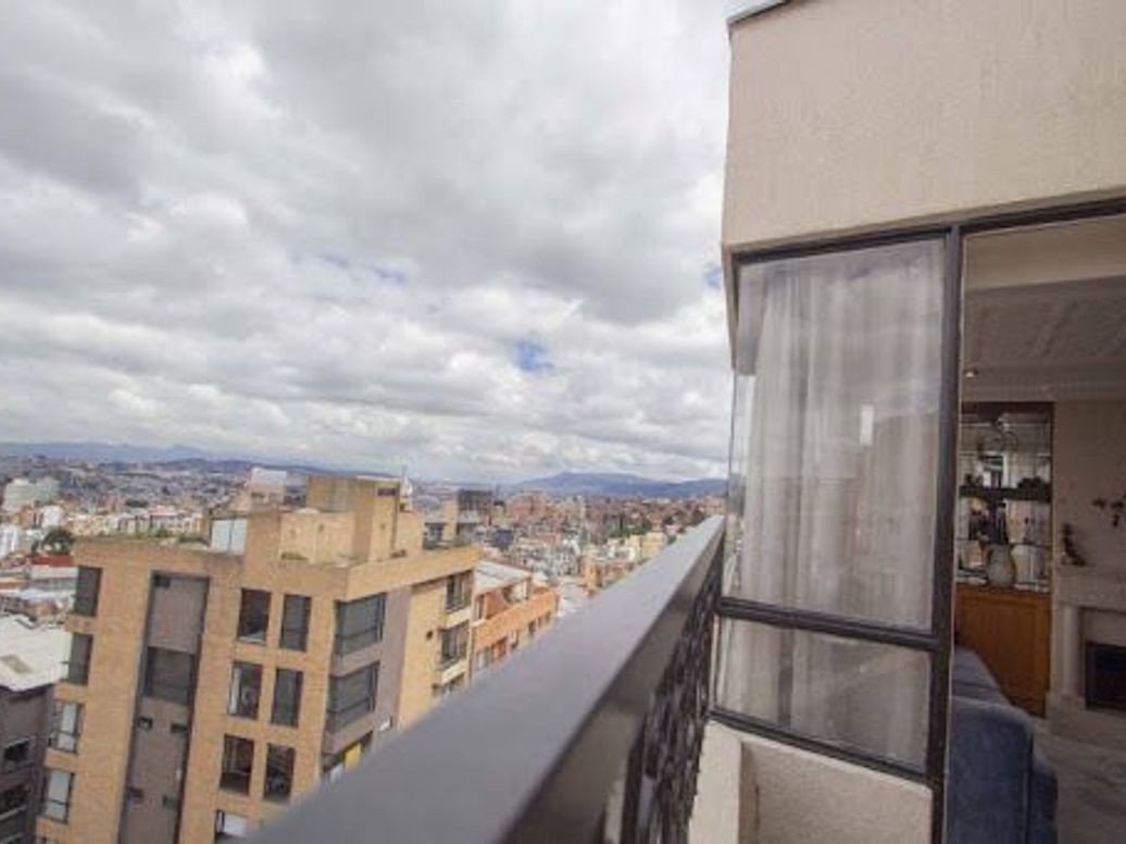 Apartamento de 3 alcobas en venta en Chapinero Alto, Bogotá, 162 m² · foto 15 de 20