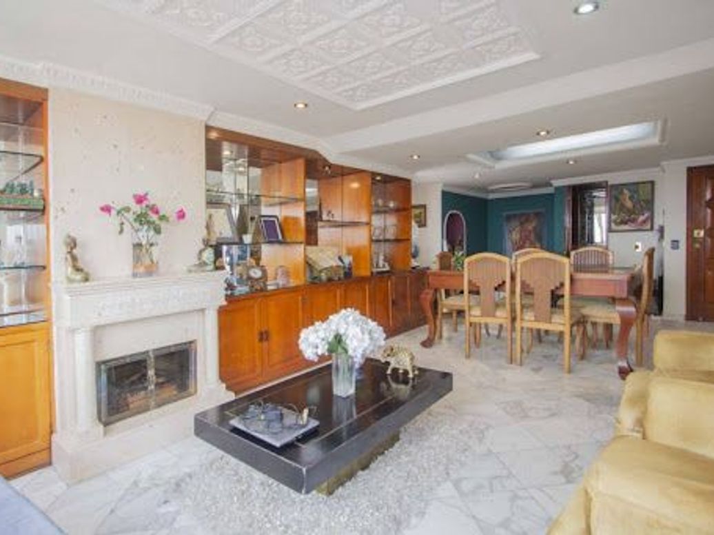Apartamento de 3 alcobas en venta en Chapinero Alto, Bogotá, 162 m² · foto 2 de 20